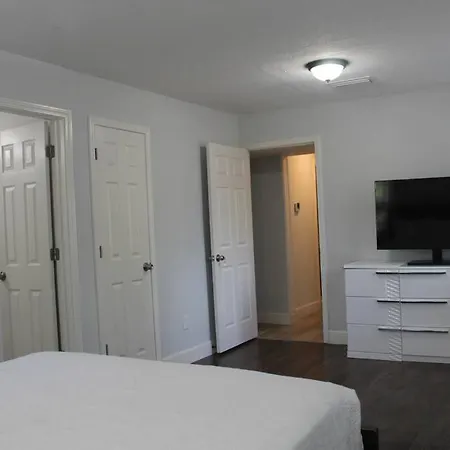 ☆The Oasis In Murray Hill☆ -Sleeps 8- Wifi- Cozy Jacksonville Exterior photo