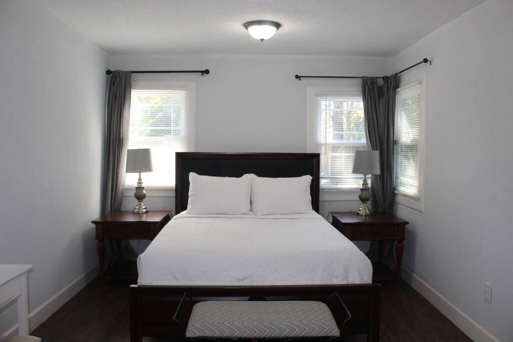 ☆the Oasis In Murray Hill☆ -sleeps 8- Wifi- Cozy * Jacksonville