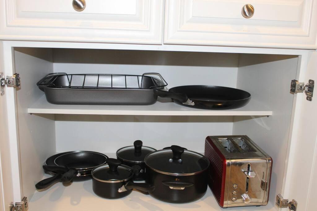 ☆the Oasis In Murray Hill☆ -sleeps 8- Wifi- Cozy Holiday home *