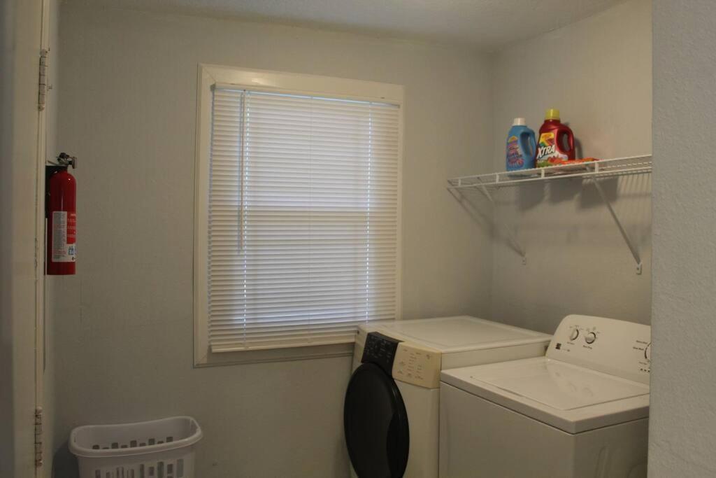 ☆the Oasis In Murray Hill☆ -sleeps 8- Wifi- Cozy Hébergement de vacances Jacksonville