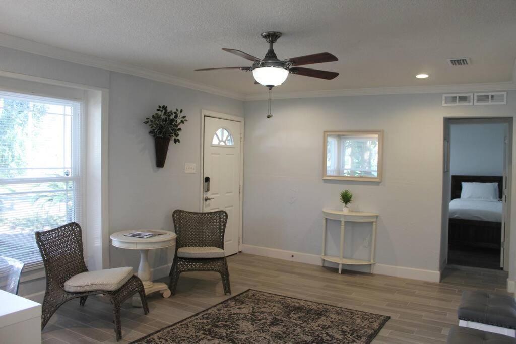 Hébergement de vacances ☆the Oasis In Murray Hill☆ -sleeps 8- Wifi- Cozy